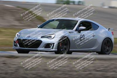 media/Mar-30-2025-Speed Ventures (Sun) [[39e6b1441d]]/Green/Session 3 (Outside Grapevine)/